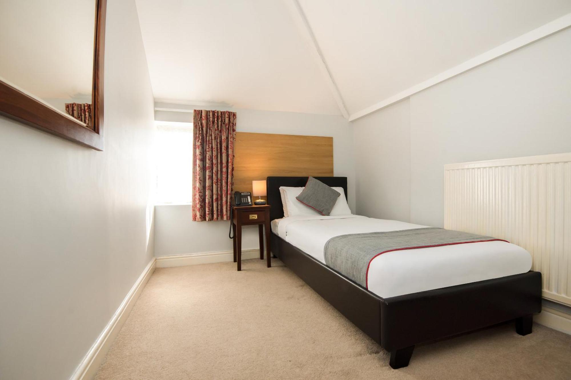 Oyo The Regency, Clifton Bristol Hotel Exterior foto