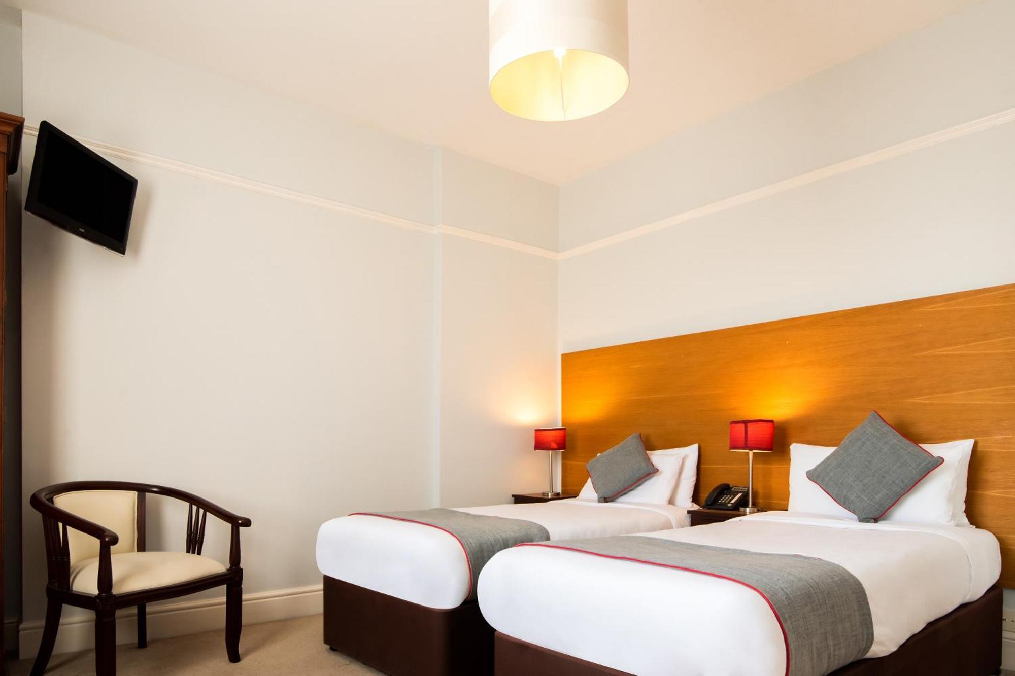 Oyo The Regency, Clifton Bristol Hotel Exterior foto