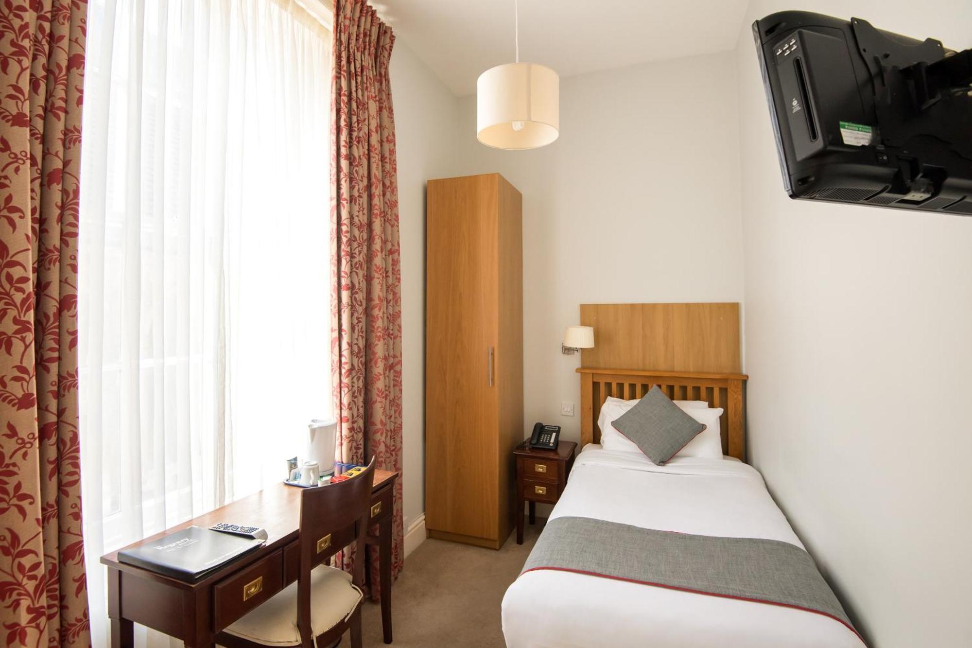 Oyo The Regency, Clifton Bristol Hotel Exterior foto