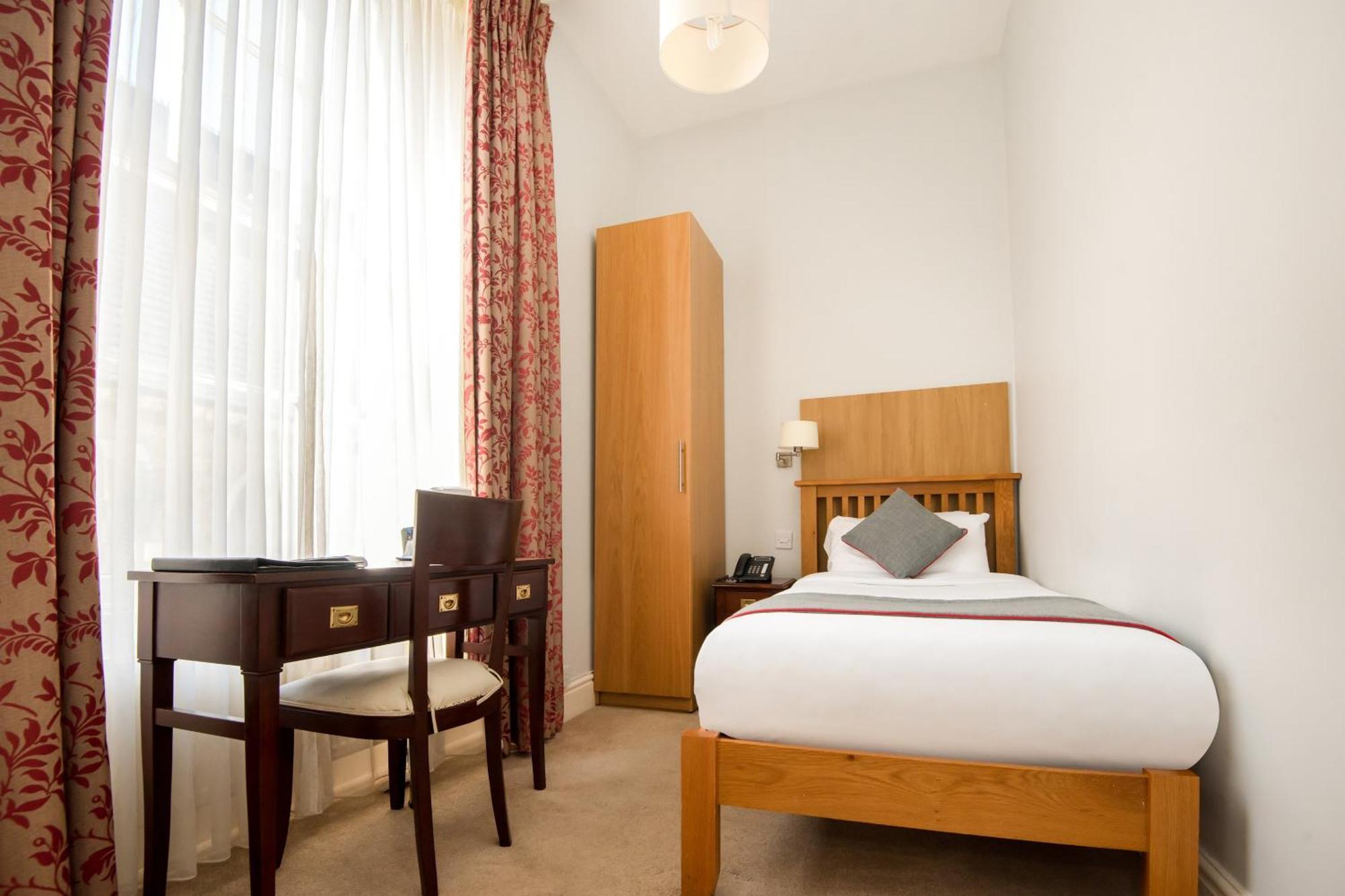 Oyo The Regency, Clifton Bristol Hotel Exterior foto