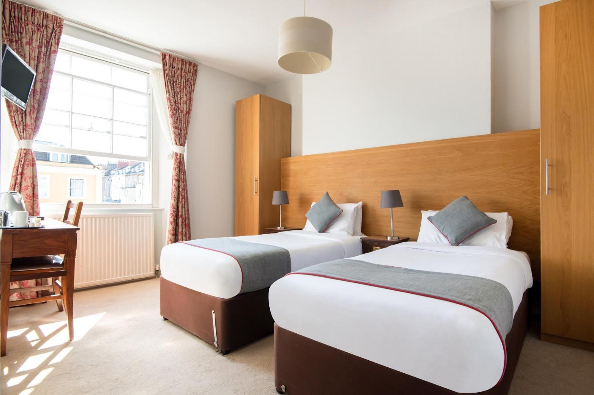 Oyo The Regency, Clifton Bristol Hotel Exterior foto